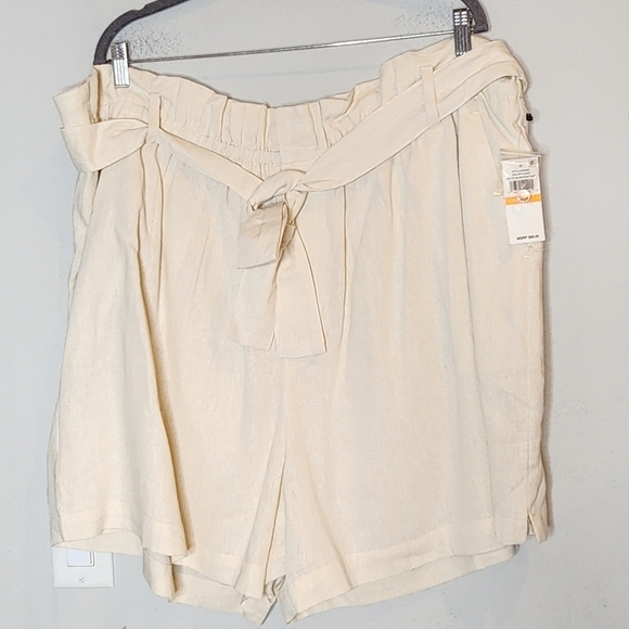 NWT 1. State Linen Stretch Highrise Belt shorts. Lined. Plus Size 24W. Pockets. - Picture 1 of 15